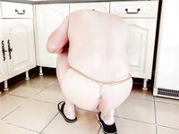 En string - Photo #1