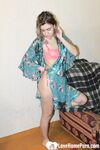 Sister's friend teases me while she's over - Photo #5