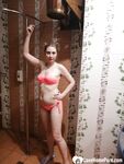 Housewife displays her astonishing body in a jacuzzi - Photo #5