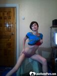I love to strip and masturbate on camera - Photo #9