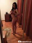 Thick babe loves showing her big booty - Photo #3