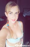 A couple of selfies before the beach - Photo #10