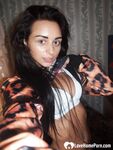 Gorgeous amateur model displaying her amazing curves - Photo #14