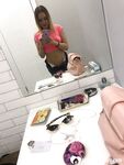 Took a couple of selfies before my date - Photo #12