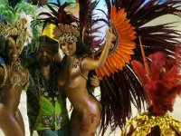 Alluring Latinas in sexy costumes expose their hot curves at the Rio Carnival - Photo #10