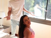 Alyssia Kent has sex with the man after seducing him on a bed - Photo #2