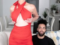 Mature woman with platinum blonde hair Foxxxy Darlin has sex with her toy boy - Photo #1
