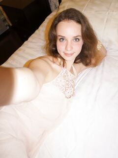 Aroused teen sharing some selfies from today
