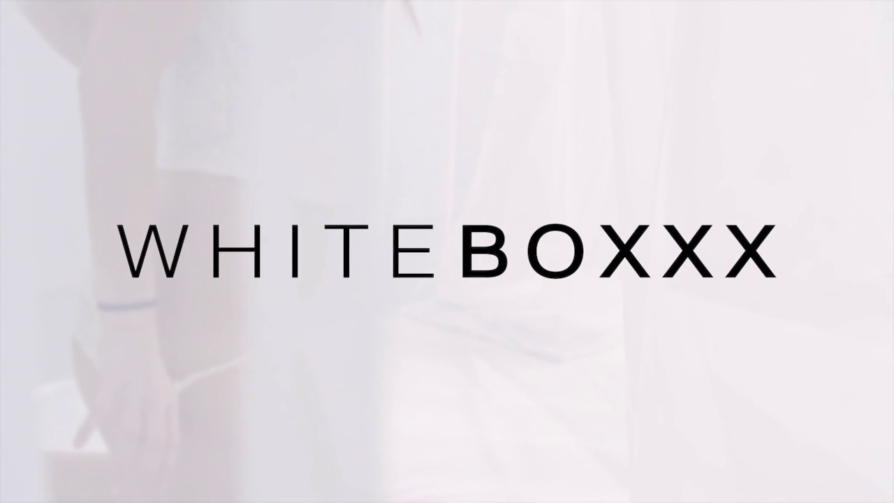 The White Boxxx: Czech babe masturbate and uses app controlled you to orgasms on PornHD