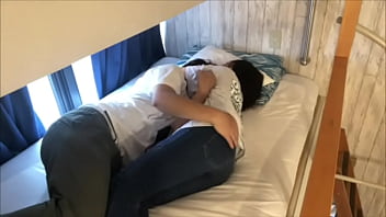 [Living with her] A realistic morning routine for an amateur couple. A couple who gets up at 7 in the morning and gets horny before going to work with each other in a narrow bed with awkward amateur sex before going to work.