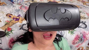 I surprised my niece watching porn with VR glasses and I take the opportunity to put my cock