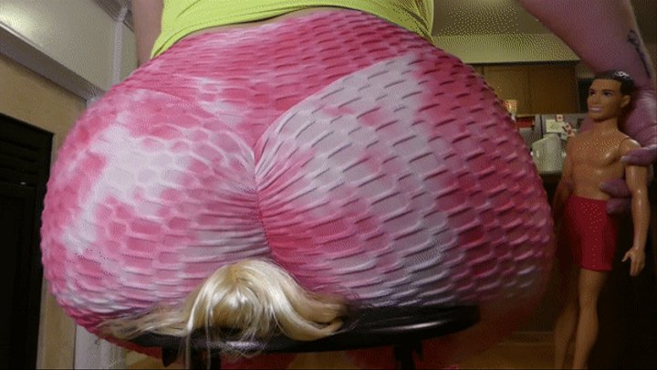 Never Cheat A Giantess - Valentina Vendetta (HD1080p)