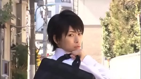 Female student men's teacher