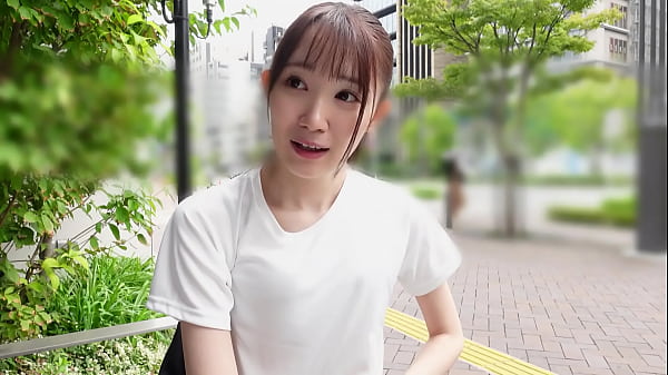 Gonzo with a slender teen immature pussy. Sex that licks pussy who is moist with sweat at the end of club activities and shows off from midday by the window. Japanese amateur homemade porn.