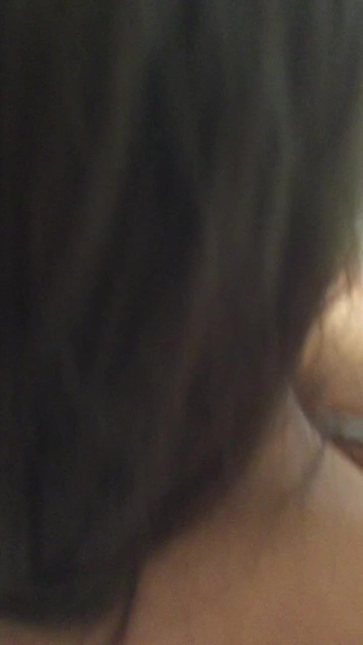 Sexy Latina TikTok influencer fucks on a livestream!!