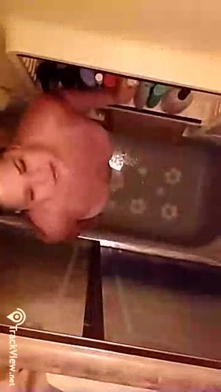 Shower cam